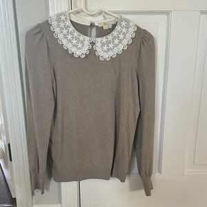 Boden Taupe Top with White Lace Collar. Size XS, only worn once.